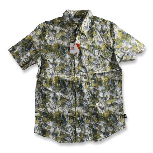 π2/$30πRipzone Men's Wallace Short Sleeve Button Down Shirt, Small - Picture 10 of 10